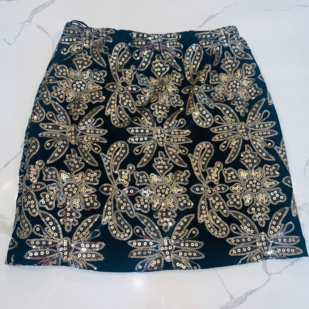 Never Worn Romeo & Juliet Couture Skirt Medium